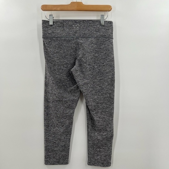 Victoria’s Secret Pink Grey Ultimate Leggings Ladies Small - Picture 3 of 8
